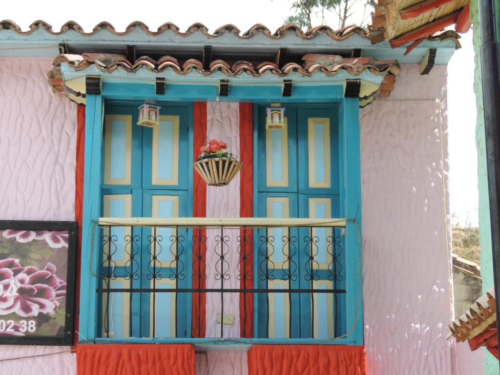 דויטאמה Hotel Los Geranios חדר תמונה