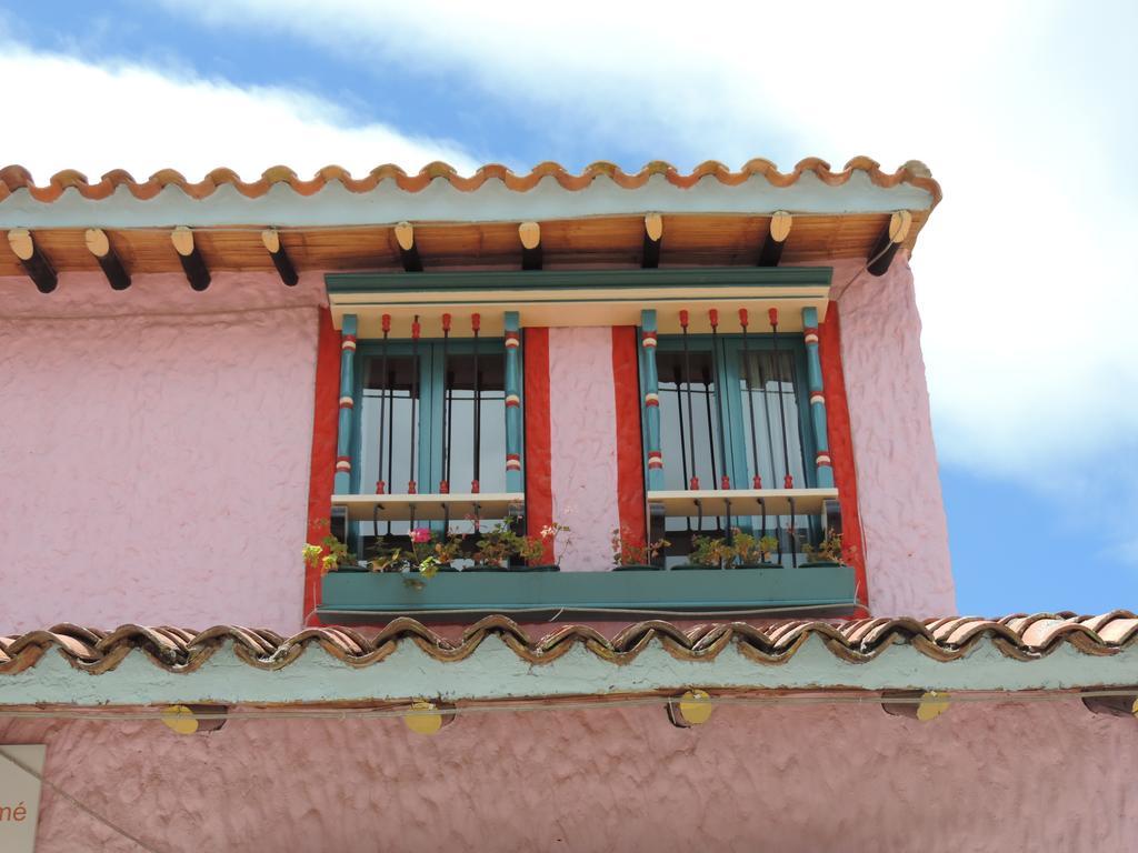 דויטאמה Hotel Los Geranios מראה חיצוני תמונה