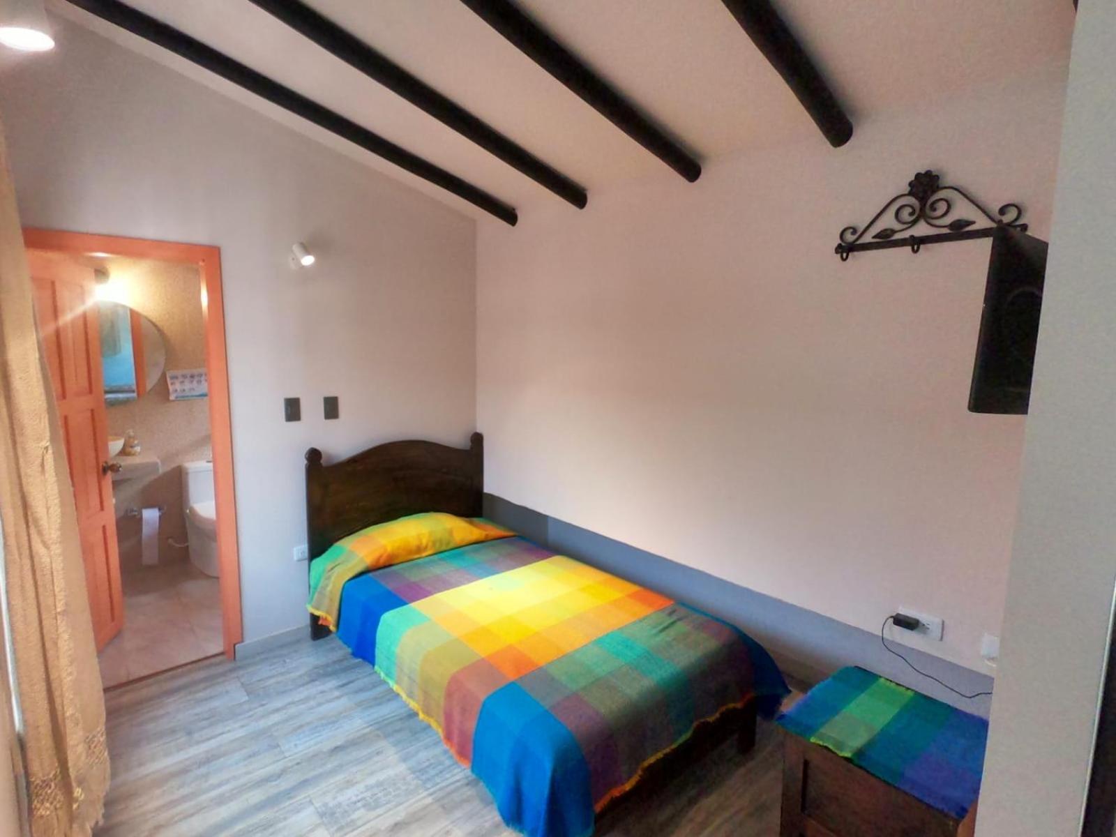 דויטאמה Hotel Los Geranios מראה חיצוני תמונה