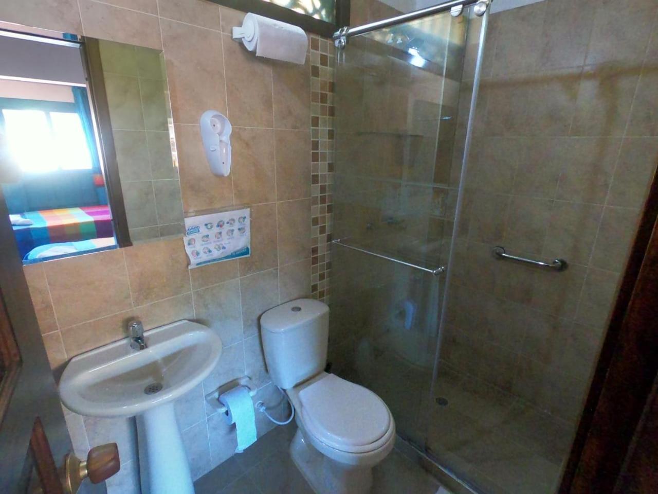 דויטאמה Hotel Los Geranios מראה חיצוני תמונה