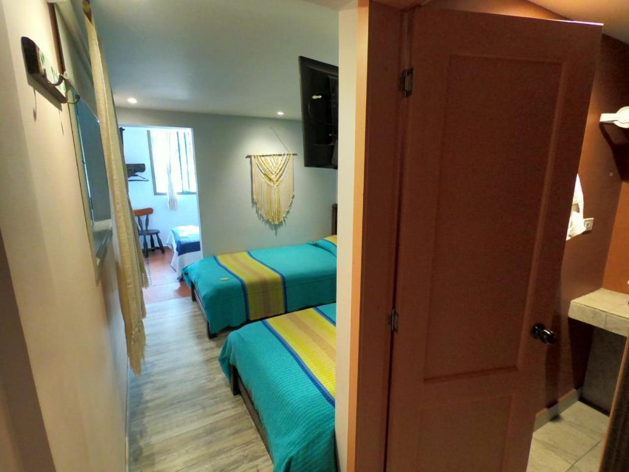 דויטאמה Hotel Los Geranios מראה חיצוני תמונה