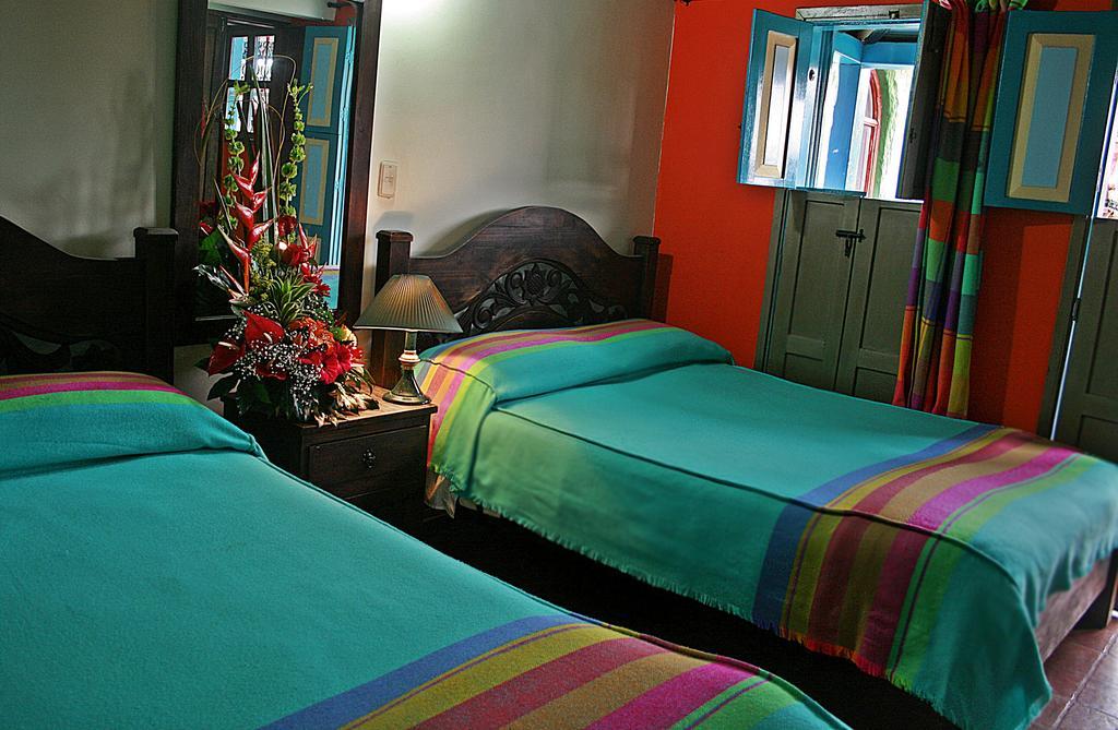 דויטאמה Hotel Los Geranios חדר תמונה