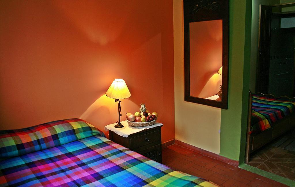 דויטאמה Hotel Los Geranios חדר תמונה