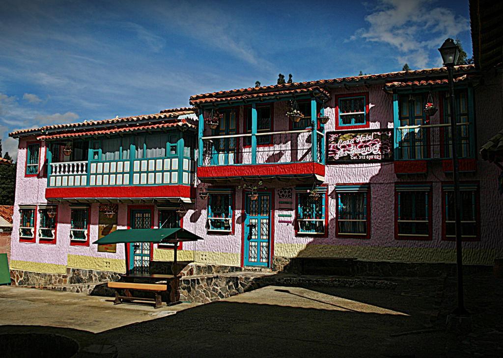 דויטאמה Hotel Los Geranios מראה חיצוני תמונה